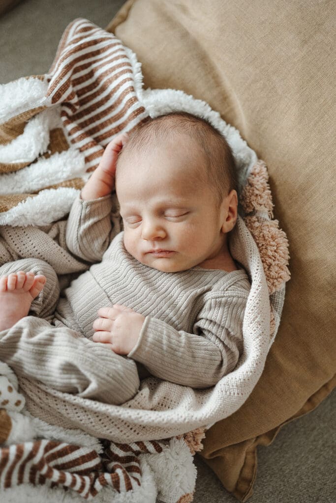 Best in home newborn photographer melbourne