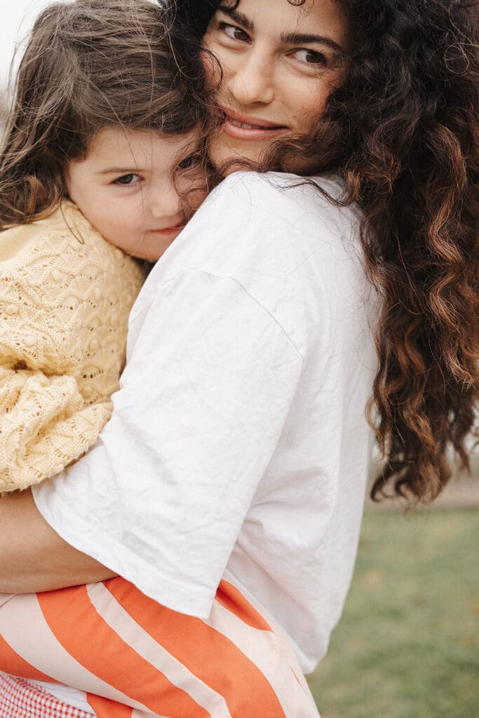 Melbourne Family photographer front yard White Salt Photography